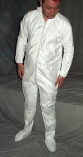 DISPTYVEKHOODFEET1ZIP01