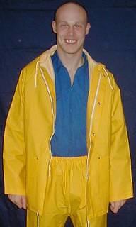 WTRJACKETYELLOW03