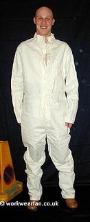 mw0303