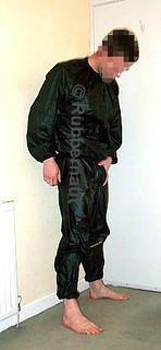 RUBBERNAUT 053