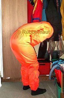 RUBBERNAUT 067