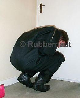RUBBERNAUT 099