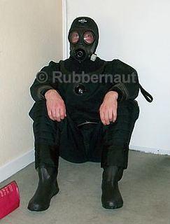 RUBBERNAUT 104