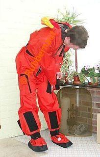 RUBBERNAUT 121