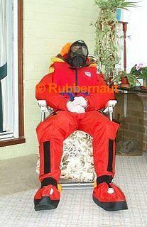 RUBBERNAUT 128