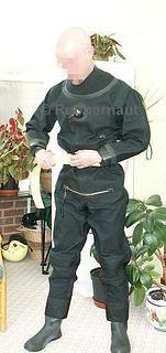 RUBBERNAUT 148