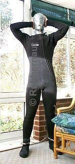 RUBBERNAUT 185