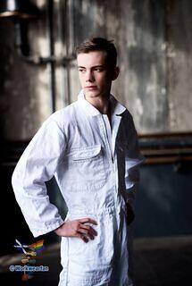 2025-11-27-21-27-27 1