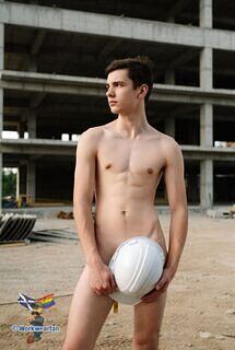 2025-11-26-20-40-43 1