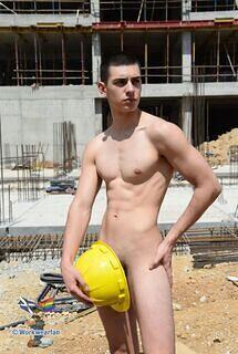 2025-11-26-20-41-55 1