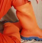 BOOTS13 ORANGE BLUE SOLE SIZE 10